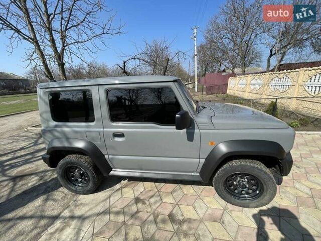 Сузуки Джимни, объемом двигателя 1.5 л и пробегом 12 тыс. км за 19000 $, фото 1 на Automoto.ua