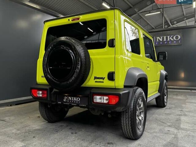 Желтый Сузуки Джимни, объемом двигателя 1.5 л и пробегом 149 тыс. км за 17900 $, фото 31 на Automoto.ua