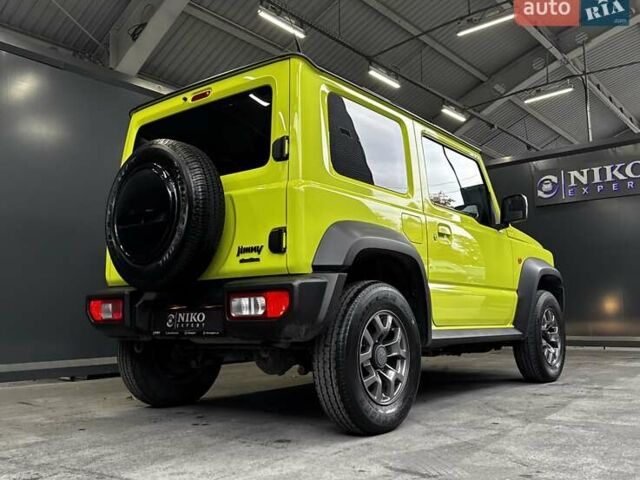 Желтый Сузуки Джимни, объемом двигателя 1.5 л и пробегом 149 тыс. км за 17900 $, фото 19 на Automoto.ua