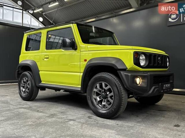 Желтый Сузуки Джимни, объемом двигателя 1.5 л и пробегом 149 тыс. км за 17900 $, фото 23 на Automoto.ua