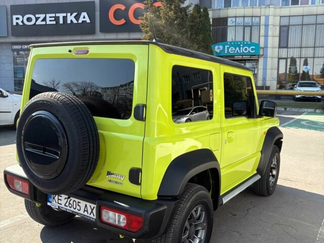 Желтый Сузуки Джимни, объемом двигателя 1.5 л и пробегом 27 тыс. км за 20900 $, фото 3 на Automoto.ua