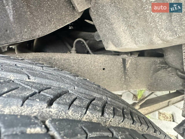 Сузуки Джимни 2007 в Корсунь-Шевченковском на Automoto.ua Серый Сузуки Джимни, объемом двигателя 1.33 л и пробегом 65 тыс. км за 7900 $, фото 15 на Automoto.ua