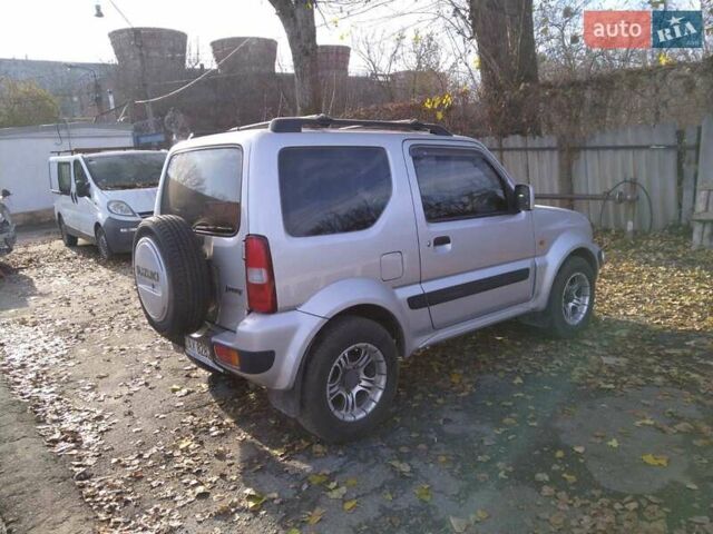 Серый Сузуки Джимни, объемом двигателя 1.3 л и пробегом 73 тыс. км за 11500 $, фото 4 на Automoto.ua