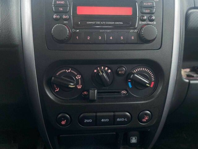 Серый Сузуки Джимни, объемом двигателя 1.3 л и пробегом 83 тыс. км за 11490 $, фото 21 на Automoto.ua