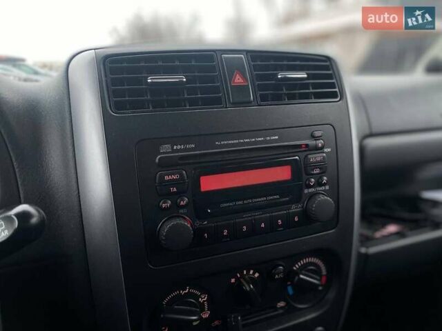 Серый Сузуки Джимни, объемом двигателя 1.33 л и пробегом 83 тыс. км за 11490 $, фото 29 на Automoto.ua