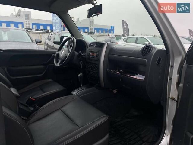 Серый Сузуки Джимни, объемом двигателя 1.33 л и пробегом 83 тыс. км за 11490 $, фото 24 на Automoto.ua