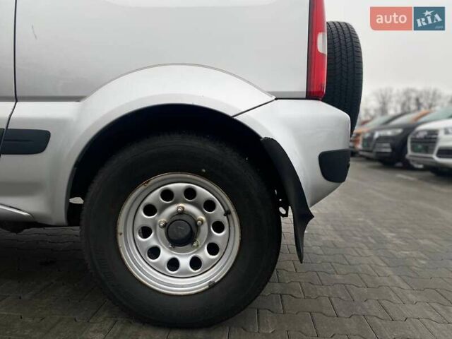 Серый Сузуки Джимни, объемом двигателя 1.33 л и пробегом 83 тыс. км за 11490 $, фото 11 на Automoto.ua