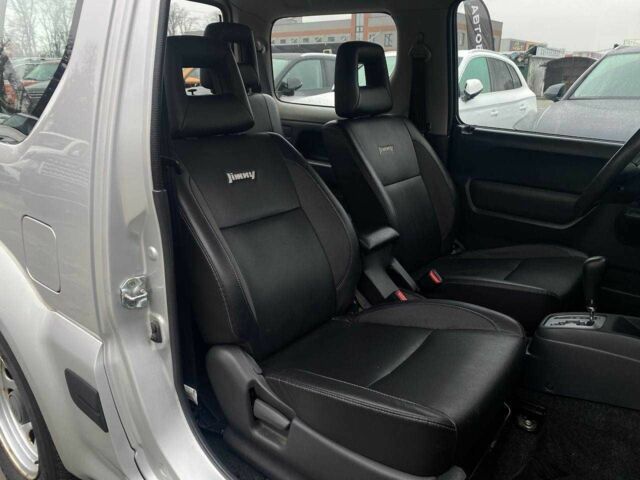 Серый Сузуки Джимни, объемом двигателя 1.3 л и пробегом 83 тыс. км за 11490 $, фото 15 на Automoto.ua