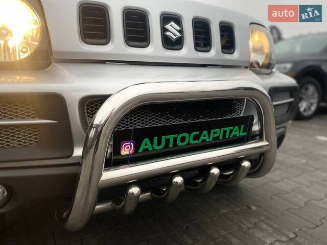 Серый Сузуки Джимни, объемом двигателя 1.33 л и пробегом 83 тыс. км за 11490 $, фото 6 на Automoto.ua