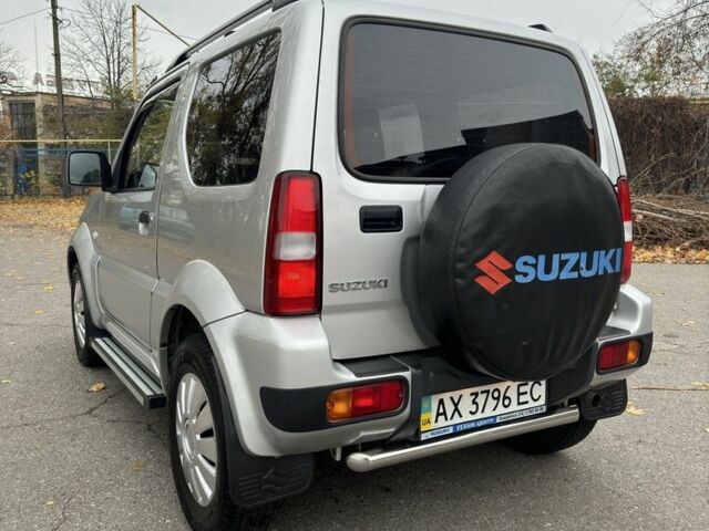 Серый Сузуки Джимни, объемом двигателя 1.3 л и пробегом 38 тыс. км за 10500 $, фото 3 на Automoto.ua