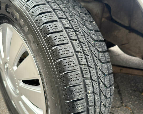 Сузукі Джімні 2013 у Харкові на Automoto.ua Сірий Сузукі Джімні, об'ємом двигуна 1.4 л та пробігом 38 тис. км за 10500 $, фото 11 на Automoto.ua