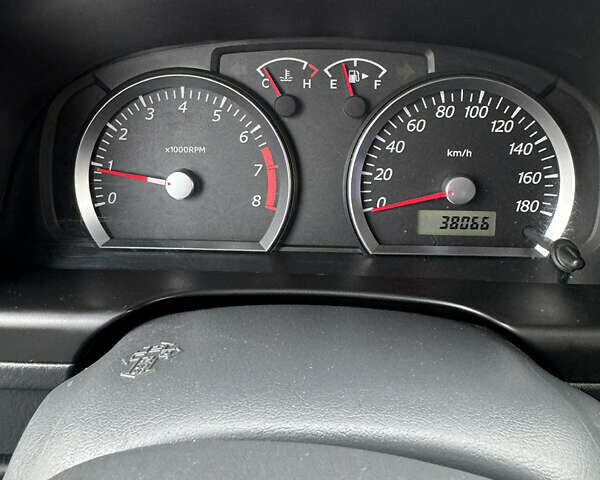 Сузукі Джімні 2013 у Харкові на Automoto.ua Сірий Сузукі Джімні, об'ємом двигуна 1.4 л та пробігом 38 тис. км за 10500 $, фото 19 на Automoto.ua