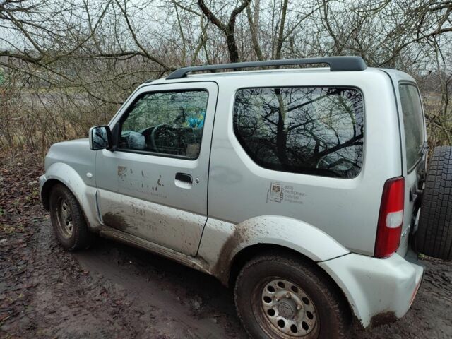 Сірий Сузукі Джімні, об'ємом двигуна 1.3 л та пробігом 124 тис. км за 3071 $, фото 8 на Automoto.ua