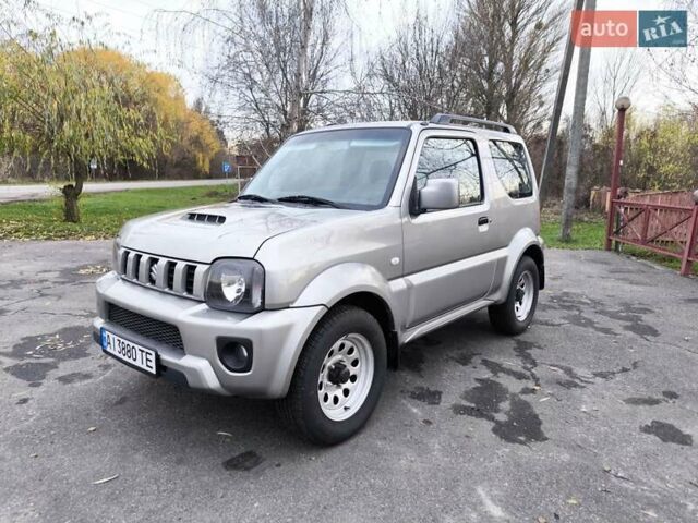 Серый Сузуки Джимни, объемом двигателя 1.3 л и пробегом 92 тыс. км за 14900 $, фото 1 на Automoto.ua