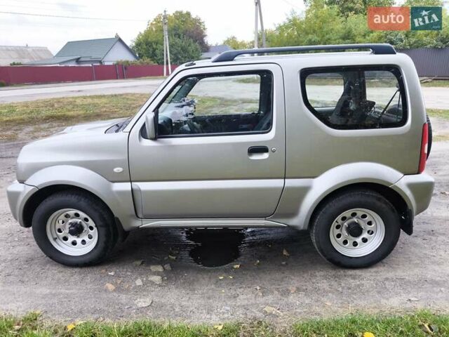 Сузуки Джимни 2018 в Черкассах на Automoto.ua Серый Сузуки Джимни, объемом двигателя 1.3 л и пробегом 88 тыс. км за 14800 $, фото 6 на Automoto.ua