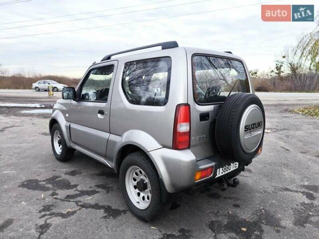 Серый Сузуки Джимни, объемом двигателя 1.3 л и пробегом 92 тыс. км за 14900 $, фото 6 на Automoto.ua