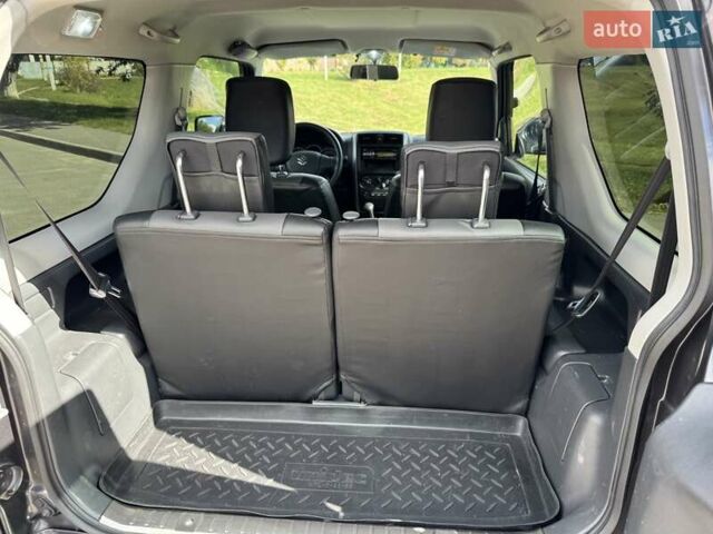 Сірий Сузукі Джімні, об'ємом двигуна 1.3 л та пробігом 43 тис. км за 16500 $, фото 10 на Automoto.ua