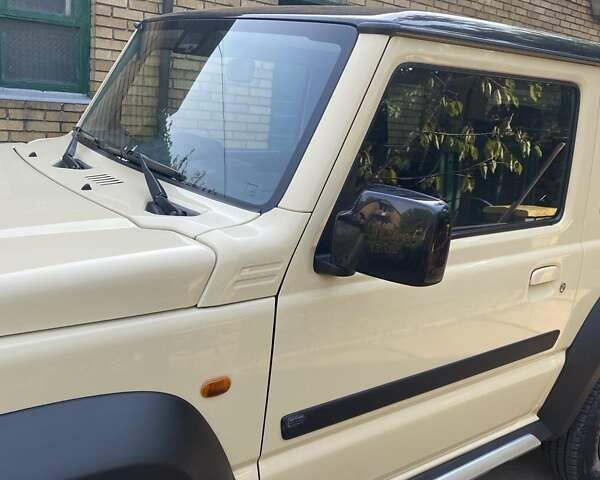 Сірий Сузукі Джімні, об'ємом двигуна 1.5 л та пробігом 48 тис. км за 20000 $, фото 8 на Automoto.ua