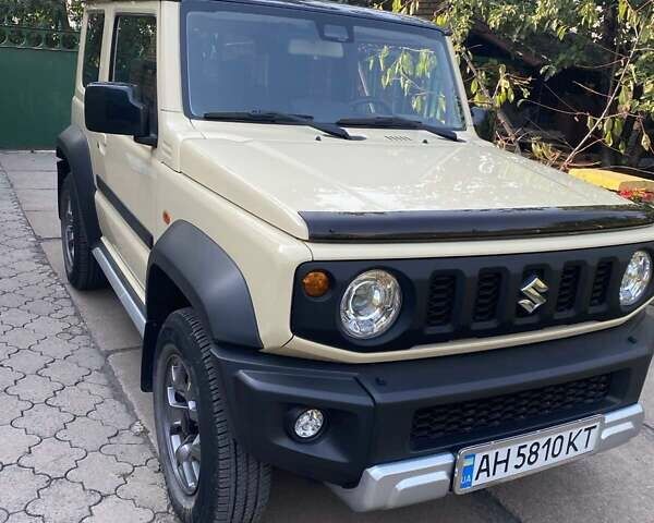 Сірий Сузукі Джімні, об'ємом двигуна 1.5 л та пробігом 48 тис. км за 20000 $, фото 2 на Automoto.ua