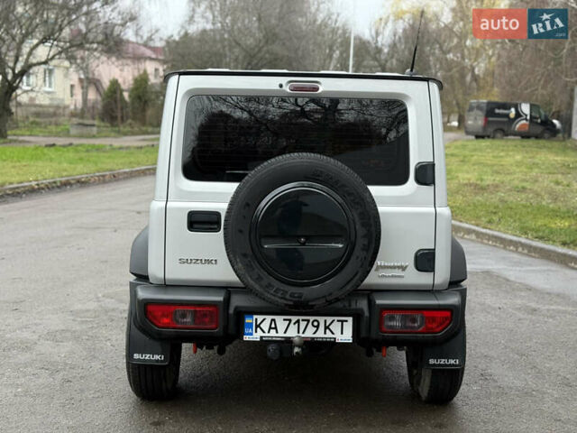 Серый Сузуки Джимни, объемом двигателя 1.46 л и пробегом 26 тыс. км за 21500 $, фото 4 на Automoto.ua