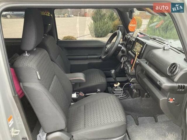 Серый Сузуки Джимни, объемом двигателя 1.46 л и пробегом 9 тыс. км за 20500 $, фото 5 на Automoto.ua