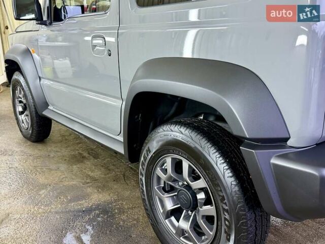 Сірий Сузукі Джімні, об'ємом двигуна 1.5 л та пробігом 6 тис. км за 24950 $, фото 41 на Automoto.ua