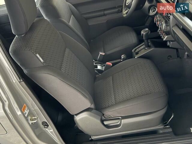 Сірий Сузукі Джімні, об'ємом двигуна 1.5 л та пробігом 6 тис. км за 24950 $, фото 71 на Automoto.ua