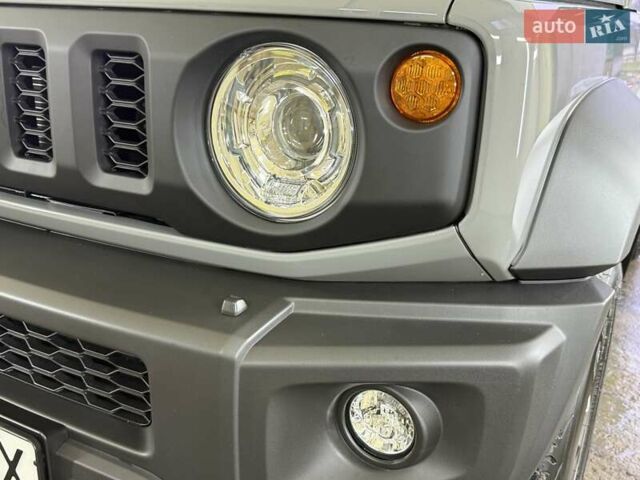 Сірий Сузукі Джімні, об'ємом двигуна 1.5 л та пробігом 6 тис. км за 24950 $, фото 30 на Automoto.ua