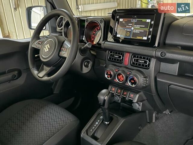 Сірий Сузукі Джімні, об'ємом двигуна 1.5 л та пробігом 6 тис. км за 24950 $, фото 74 на Automoto.ua