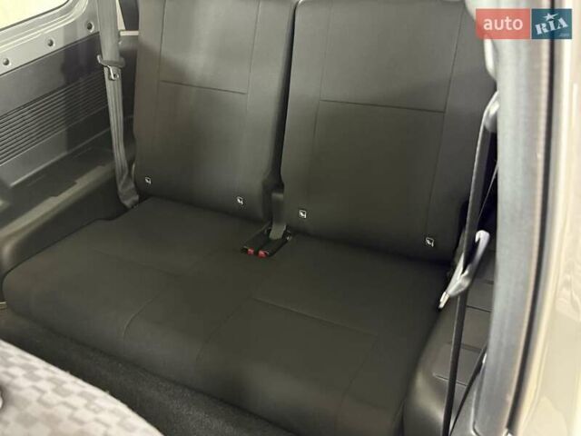 Сірий Сузукі Джімні, об'ємом двигуна 1.5 л та пробігом 6 тис. км за 24950 $, фото 60 на Automoto.ua