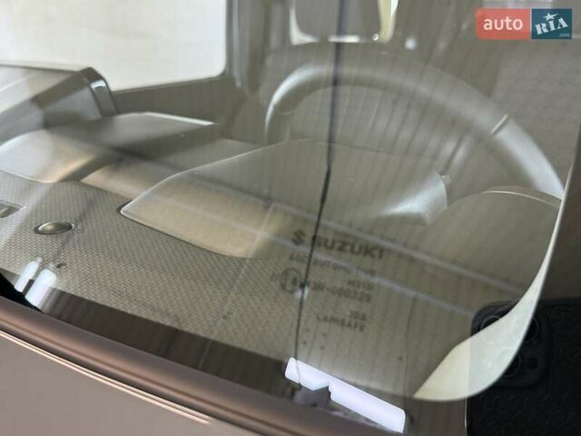 Сірий Сузукі Джімні, об'ємом двигуна 1.5 л та пробігом 6 тис. км за 24950 $, фото 43 на Automoto.ua