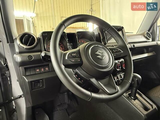 Сірий Сузукі Джімні, об'ємом двигуна 1.5 л та пробігом 6 тис. км за 24950 $, фото 85 на Automoto.ua