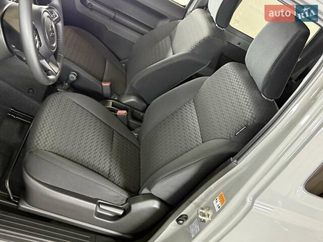 Сірий Сузукі Джімні, об'ємом двигуна 1.5 л та пробігом 6 тис. км за 24950 $, фото 57 на Automoto.ua