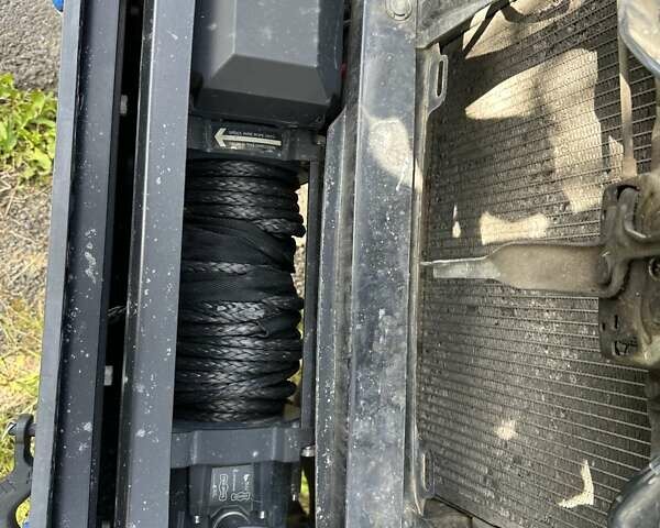 Синій Сузукі Джімні, об'ємом двигуна 1.3 л та пробігом 171 тис. км за 9600 $, фото 22 на Automoto.ua