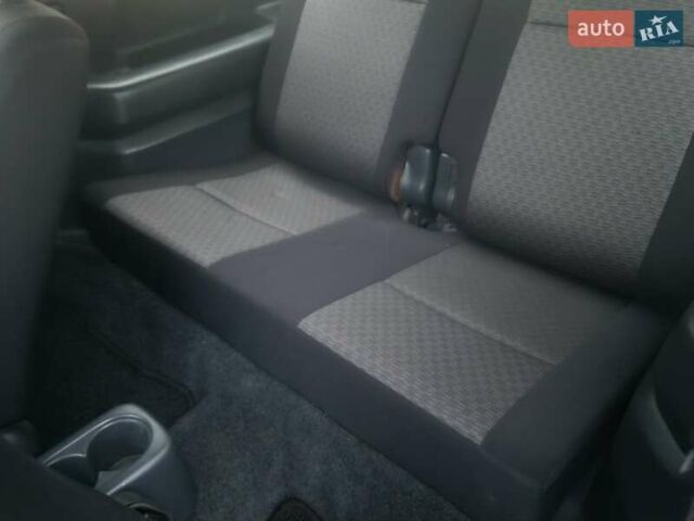 Сузуки Джимни 2006 в Киеве на Automoto.ua Зеленый Сузуки Джимни, объемом двигателя 1.3 л и пробегом 170 тыс. км за 8750 $, фото 11 на Automoto.ua