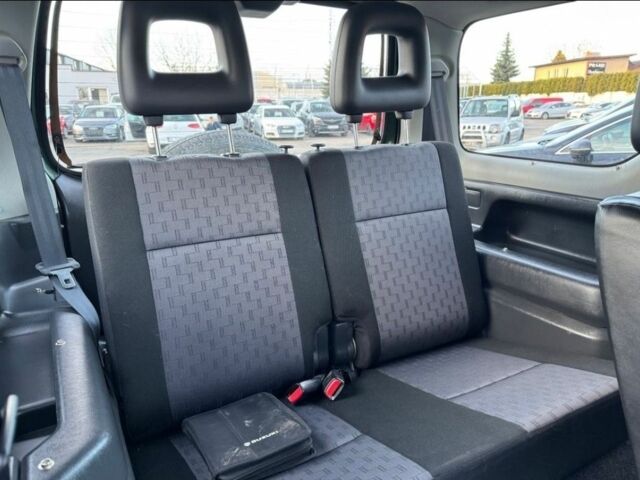 Зеленый Сузуки Джимни, объемом двигателя 0 л и пробегом 180 тыс. км за 2100 $, фото 9 на Automoto.ua