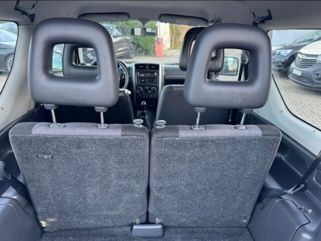 Зеленый Сузуки Джимни, объемом двигателя 0 л и пробегом 180 тыс. км за 2100 $, фото 8 на Automoto.ua