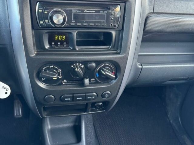 Зеленый Сузуки Джимни, объемом двигателя 0 л и пробегом 180 тыс. км за 2100 $, фото 10 на Automoto.ua