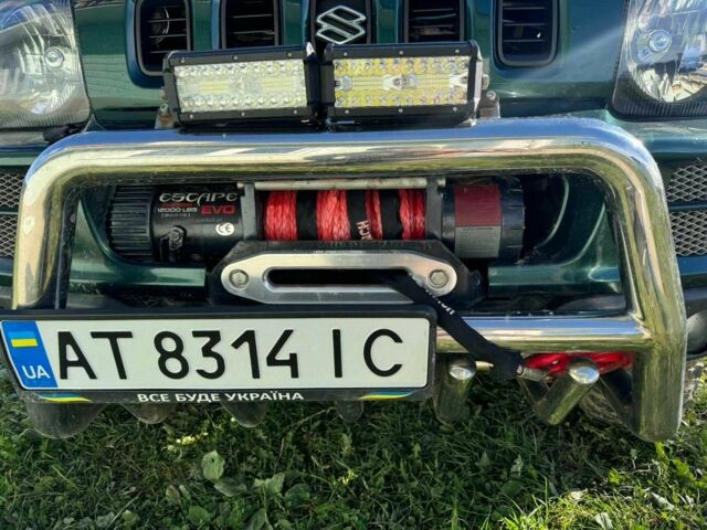 Сузуки Джимни 2010 в Верховине на Automoto.ua Зеленый Сузуки Джимни, объемом двигателя 1.3 л и пробегом 70 тыс. км за 9700 $, фото 2 на Automoto.ua