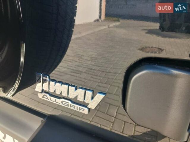 Зеленый Сузуки Джимни, объемом двигателя 1.46 л и пробегом 52 тыс. км за 20990 $, фото 15 на Automoto.ua