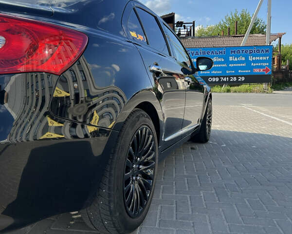 Чорний Сузукі Кізаші, об'ємом двигуна 2.39 л та пробігом 240 тис. км за 7200 $, фото 17 на Automoto.ua