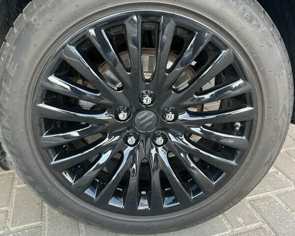 Чорний Сузукі Кізаші, об'ємом двигуна 2.39 л та пробігом 240 тис. км за 7200 $, фото 33 на Automoto.ua