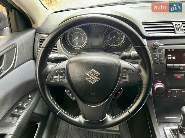 Чорний Сузукі Кізаші, об'ємом двигуна 2.39 л та пробігом 230 тис. км за 6999 $, фото 18 на Automoto.ua