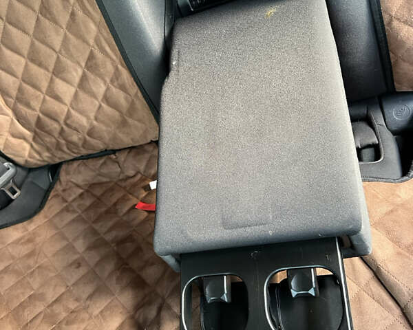 Чорний Сузукі Кізаші, об'ємом двигуна 2.39 л та пробігом 240 тис. км за 7200 $, фото 45 на Automoto.ua