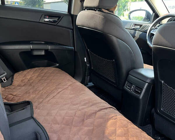 Чорний Сузукі Кізаші, об'ємом двигуна 2.39 л та пробігом 240 тис. км за 7200 $, фото 36 на Automoto.ua