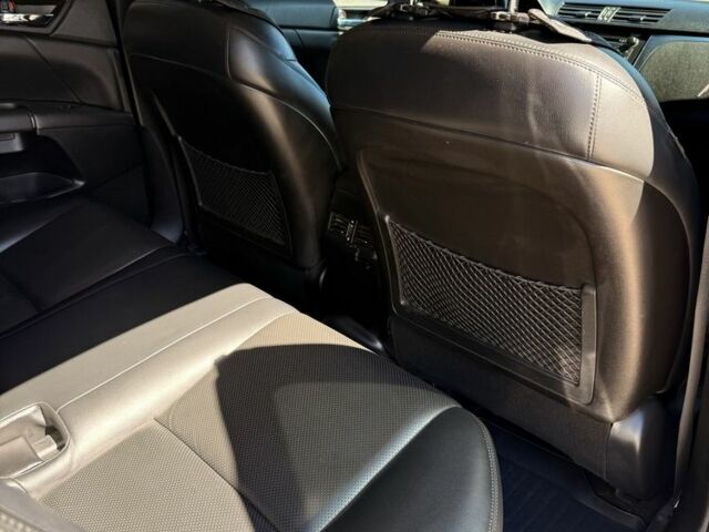 Черный Сузуки Кизаши, объемом двигателя 2.4 л и пробегом 192 тыс. км за 8700 $, фото 13 на Automoto.ua