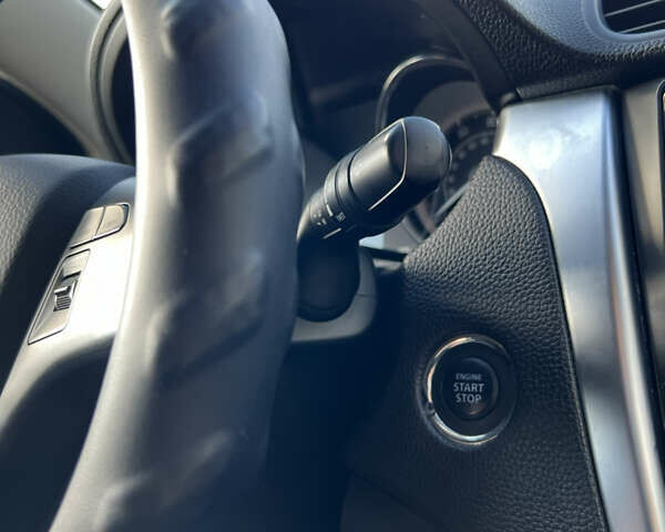 Чорний Сузукі Кізаші, об'ємом двигуна 2.39 л та пробігом 240 тис. км за 7200 $, фото 67 на Automoto.ua