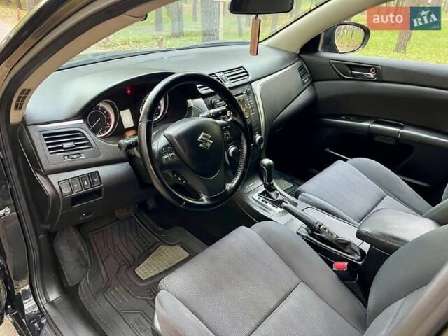 Чорний Сузукі Кізаші, об'ємом двигуна 2.39 л та пробігом 230 тис. км за 6999 $, фото 19 на Automoto.ua