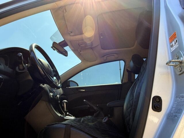 Черный Сузуки Кизаши, объемом двигателя 2.4 л и пробегом 192 тыс. км за 8700 $, фото 6 на Automoto.ua