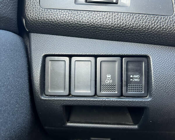 Чорний Сузукі Кізаші, об'ємом двигуна 2.39 л та пробігом 240 тис. км за 7200 $, фото 66 на Automoto.ua